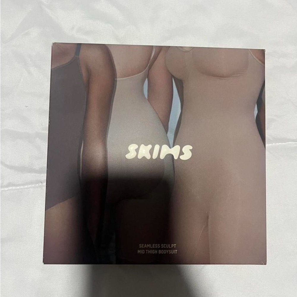 SKIMS Bodysuit